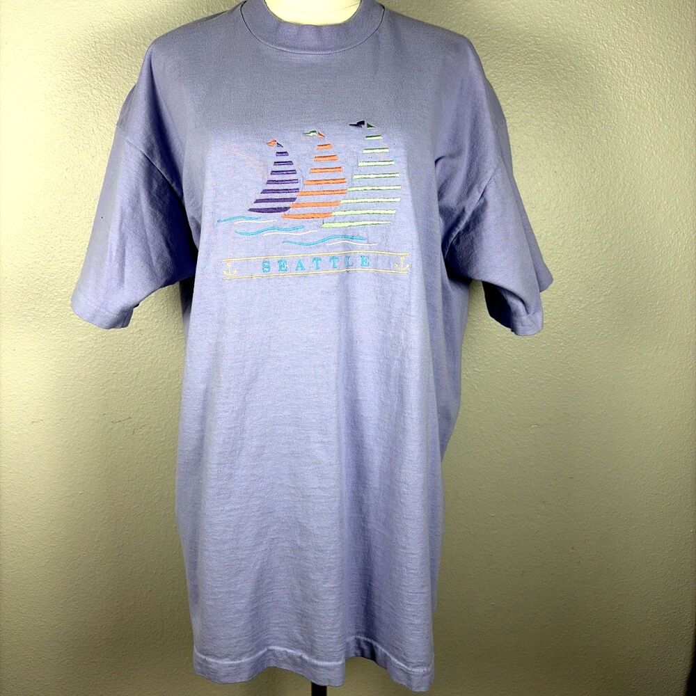 Vintage Seattle Single Stitch 90s T Shirt XL Purple Embroidered USA Tourist Sail